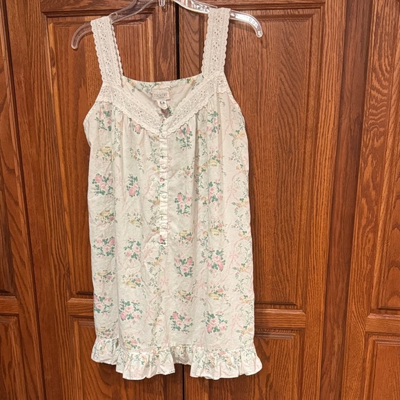 Erika Taylor Other - Erika Taylor Country Cottons Floral Nightgown in Cream with Pink & Green